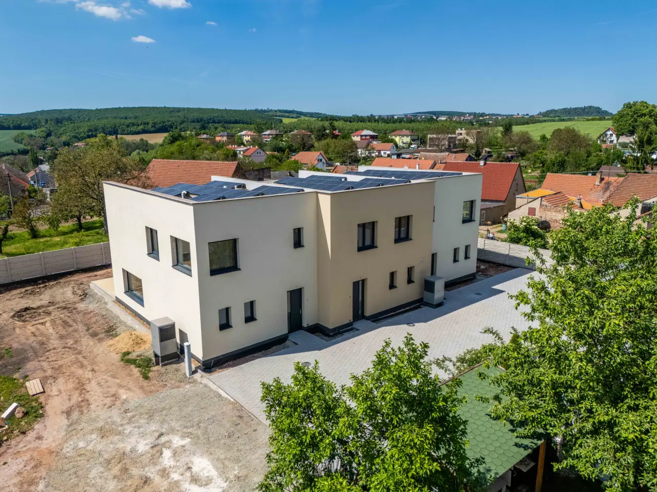 Letecký pohled na Rezidenci Padochov v obci Padochov