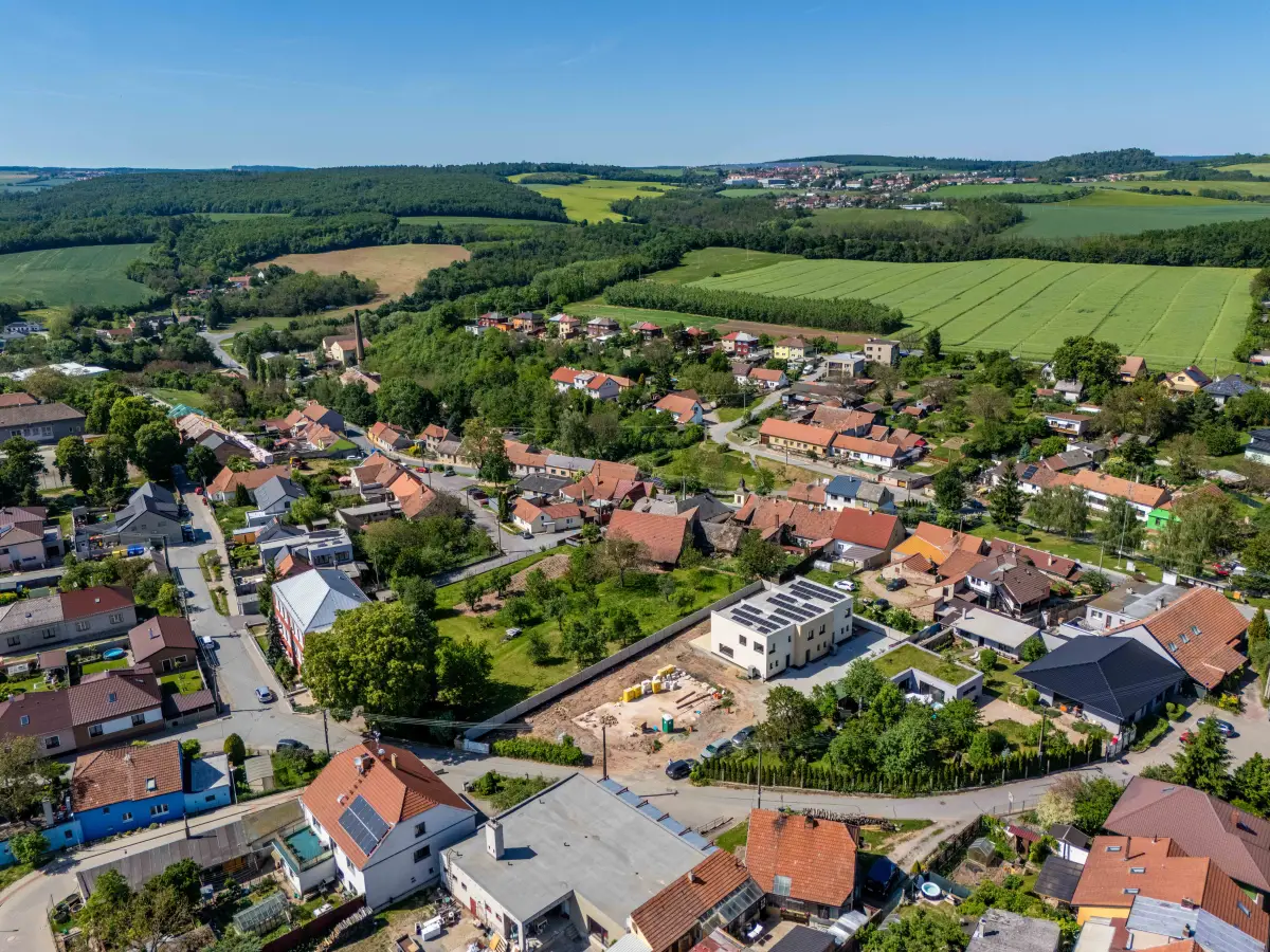 Rezidence Padochov uprostřed obce s dostupnou vybaveností